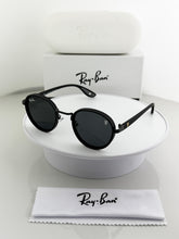 RAYBAN BLACK SUNGLASSES